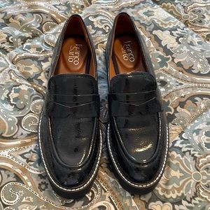 Never worn Franco Sarto shoes navy patent